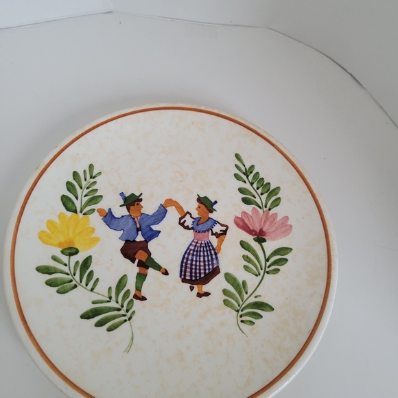 ALPINE PEASANT WARE GERMANY HAND PAINTED PLATE - Picture 2 of 3